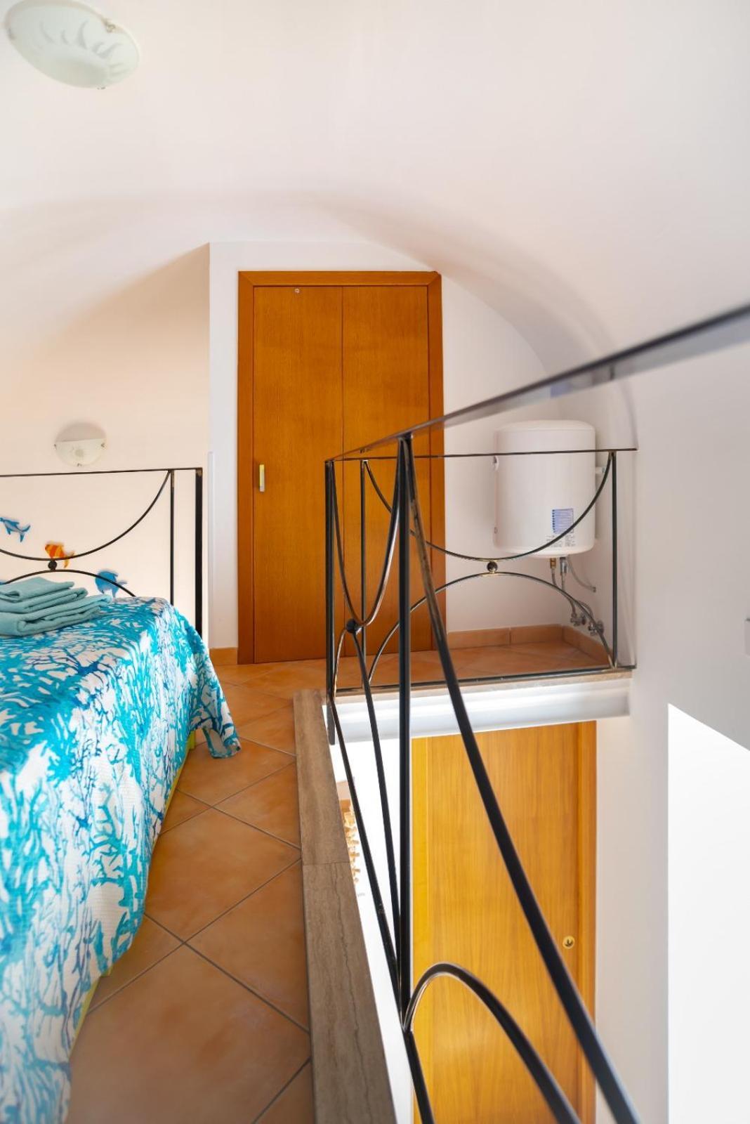 Casa Vacanze "Il Baffo E Il Mare" Cetara Buitenkant foto